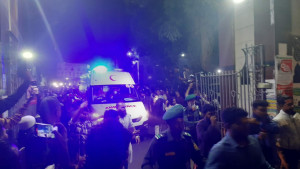 গুলিবিদ্ধ ওসমান হাদিকে এভারকেয়ারে স্থানান্তর