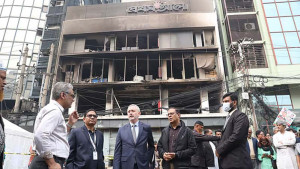 ‘প্রথম আলো ও ডেইলি স্টারে হামলা গণতন্ত্রের জন্য ভয়াবহ মুহূর্ত’