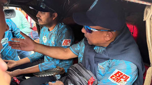 ‘ভুল বোঝাবুঝির’ অবসান ঘটিয়ে নোয়াখালীতেই থাকছেন খালেদ মাহমুদ