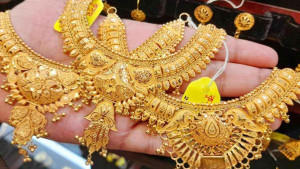 দেশে স্বর্ণের বাজারে আরও পতন