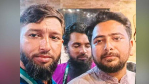 খুলনায় গুলিবিদ্ধ এনসিপি নেতা মোতালেব শিকদার শঙ্কামুক্ত