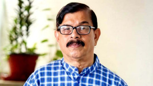 বিএনপির আসন পেয়েও নির্বাচন করতে পারবেন না মান্না