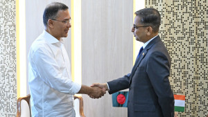 প্রধানমন্ত্রীর সঙ্গে ভারতীয় হাইকমিশনারের সাক্ষাৎ