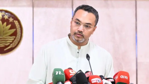 শিক্ষার্থীদের জন্য পাটের ব্যাগ ও স্কুল ড্রেস দেবে সরকার