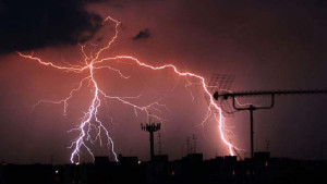 সারাদেশে কালবৈশাখী ঝড় ও বজ্রপাতে ৬ জনের মৃত্যু