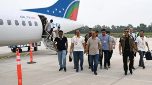 যশোর পৌঁছলেন প্রধানমন্ত্রী