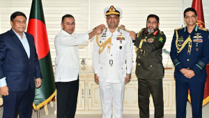 অ্যাডমিরাল পদে পদোন্নতি পেলেন নৌবাহিনী প্রধান মিসবাহ উল আজীম