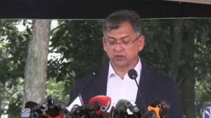 ‘লাঠিয়াল বাহিনী নয়’—পুলিশকে দলীয় প্রভাবমুক্ত হওয়ার নির্দেশ স্বরাষ্ট্রমন্ত্রীর