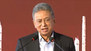 ভঙ্গুর অর্থনীতি পুনরুদ্ধারে কাজ চলছে: অর্থমন্ত্রী