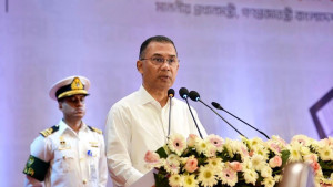গুণীজনদের দিকনির্দেশনায় আলোকিত সমাজ গড়তে চায় সরকার: প্রধানমন্ত্রী