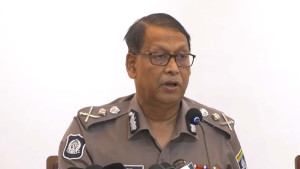 পদত্যাগ করেছেন আইজিপি বাহারুল