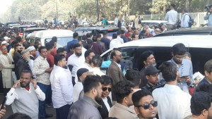 শপথ নিতে সংসদ ভবনে প্রবেশ করছেন নবনির্বাচিত এমপিরা