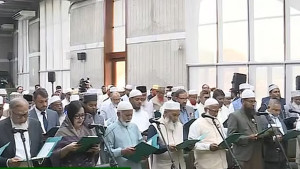 শপথ নিলেন জামায়াত ও স্বতন্ত্র সংসদ সদস্যরা