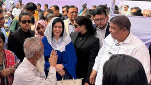 সুবিধাবঞ্চিত নারীদের কথা শুনলেন জুবাইদা, দিলেন সমাধানের আশ্বাস