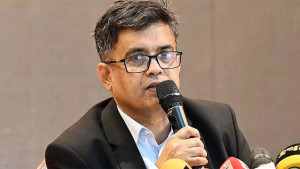 মোবাইল ফোন আমদানিতে ট্যাক্স কমানো হয়েছে : প্রেসসচিব