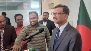 ভারতীয় কূটনীতিকদের পরিবার প্রত্যাহারের কারণ খুঁজে পাচ্ছি না: পররাষ্ট্র উপদেষ্টা