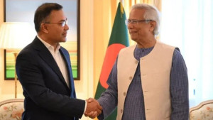 প্রধান উপদেষ্টার সঙ্গে বৈঠকে বসছেন তারেক রহমান