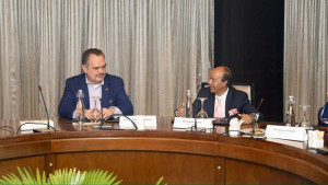 পাঁচ শীর্ষ ব্যবসায়ীর সঙ্গে মার্কিন রাষ্ট্রদূতের বৈঠক