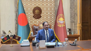 বঙ্গভবনে দাপ্তরিক কার্যক্রম শুরু করলেন ভারপ্রাপ্ত রাষ্ট্রপতি