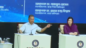 ‘আমার মাথায় হেলথ নেই, উনি আছেন’
