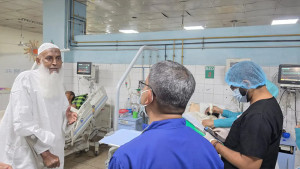 সেই ওমরাহযাত্রীর মৃত্যু, মরদেহ পাঠানোর ব্যবস্থা করলেন ধর্মমন্ত্রী