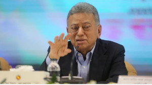 ব্যাংক ঋণ নেওয়ার প্রবণতা থেকে বেরিয়ে আসতে চায় সরকার: অর্থমন্ত্রী