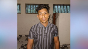 নড়াইলে প্রতিবন্ধী কিশোরীকে ধর্ষণের অভিযোগে ইজি বাইকচালক গ্রেপ্তার