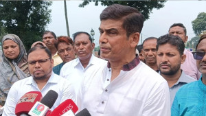 বাজেট ঘোষণার পর পণ্যের দাম না বাড়া ইতিহাসে প্রথম: প্রতিমন্ত্রী ফরহাদ আজাদ