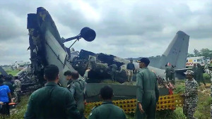 ভারতে সামরিক পরিবহন বিমান বিধ্বস্ত
