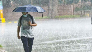 দেশজুড়ে বজ্রবৃষ্টির আভাস