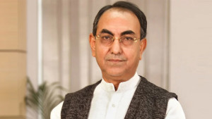 ঢাকা ছাড়লো মির্জা আব্বাসকে বহনকারী এয়ার অ্যাম্বুলেন্স