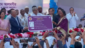 ঠাকুরগাঁওয়ে ৫৯০ নারী পেলেন ‘ফ্যামিলি কার্ড’