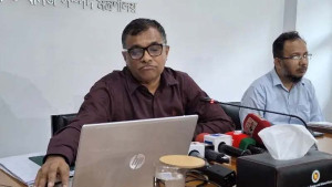 রাশিয়া থেকে ৬ লাখ টন তেল কিনতে চায় বাংলাদেশ, অনুমতি চেয়ে যুক্তরাষ্ট্রকে চিঠি