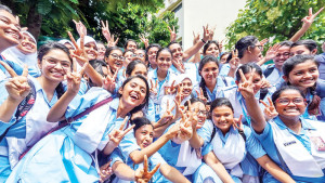 ঈদে শিক্ষার্থীদের টানা ১৬ থেকে ২৩ দিনের ছুটি