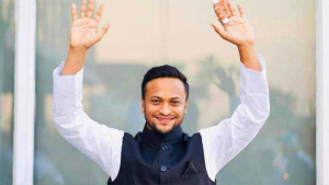 ১ কোটি টাকা দিলে কেস থেকে নাম উঠিয়ে দেবে: সাকিব