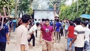 ভিসি নিয়োগ ঘিরে রণক্ষেত্র ডুয়েট, দফায় দফায় সংঘর্ষ