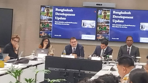 ফ্যামিলি কার্ডে সাড়ে ২৮ লাখ মানুষ দারিদ্র্য থেকে বের হতে পারে: বিশ্বব্যাংক