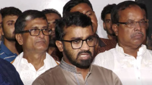 শিশির মনিরকে জামায়াত থেকে বহিষ্কারের দাবি রাশেদ খাঁনের