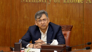রোহিঙ্গা সংকট আঞ্চলিক নিরাপত্তার হুমকি : স্বরাষ্ট্রমন্ত্রী